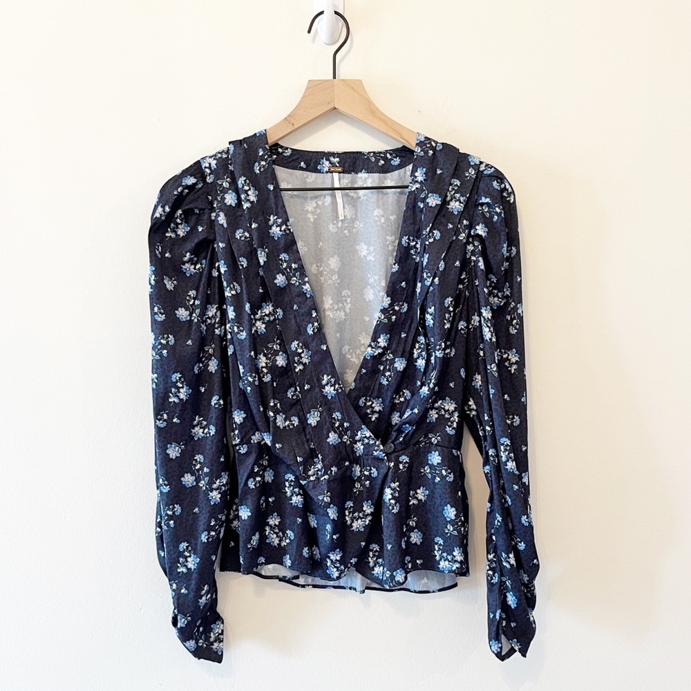 Free People Blue Floral Puff Sleeve Size Small